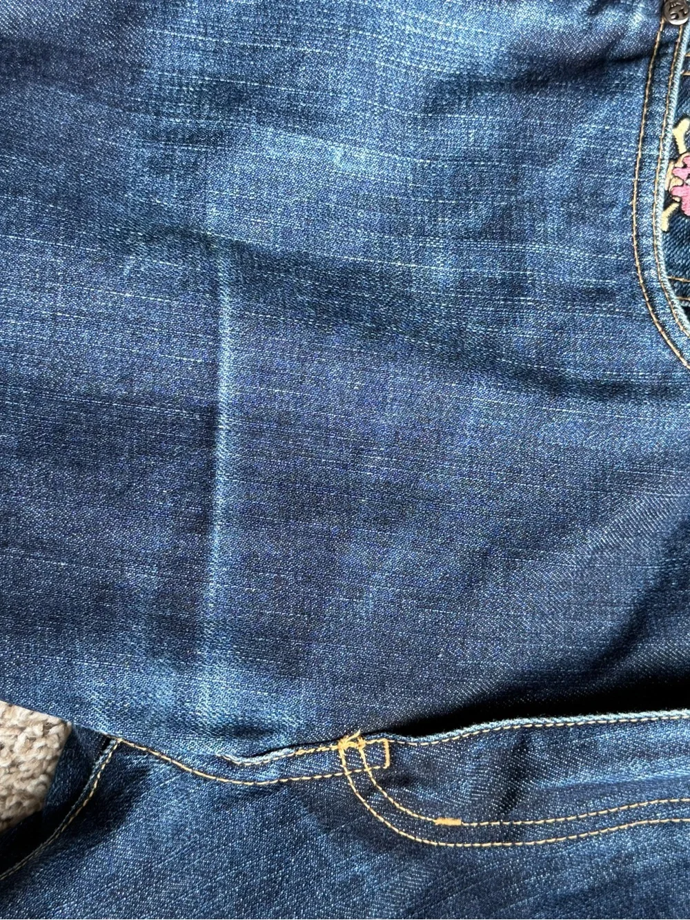RARE Billabong Boys Club Ice Cream embroidered distressed Jeans skull medium